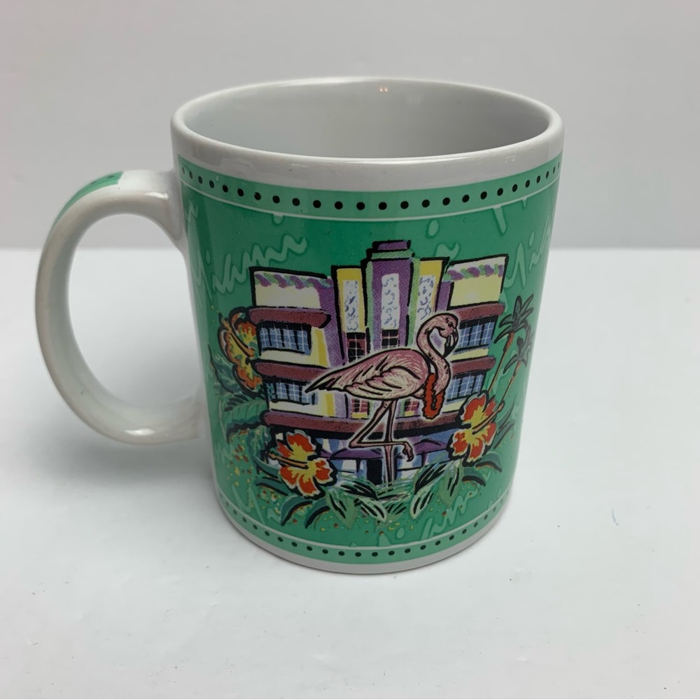 Hilo Hattie Mug Dolphin Mall Miami 2000 Island Heritage The Store of Hawaii